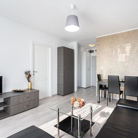 Central Apartment Tower Bucarest Extérieur photo